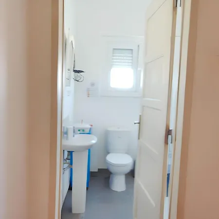 Comfortable In Feijo With Shared Pool, 90 M² *