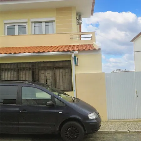 Apartmán Comfortable In Feijo With Shared Pool, 90 M²