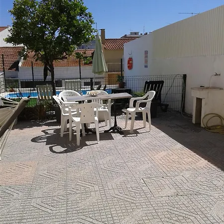 Lejlighed Comfortable In Feijo With Shared Pool, 90 M²