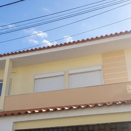 Comfortable In Feijo With Shared Pool, 90 M² דירה *