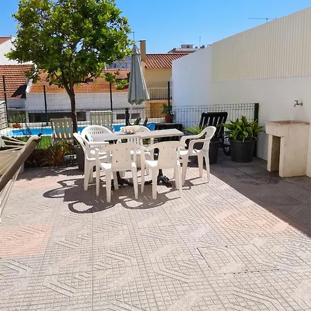 Comfortable In Feijo With Shared Pool, 90 M² Apartmán